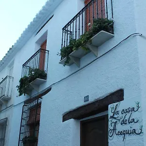 https://la-casa-de-la-acequia.es-andalucia.com